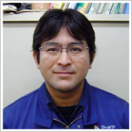 技術部　サービス課　小山佳延