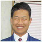 技術部　サービス課　宮内克修